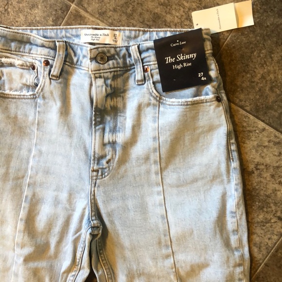 ABERCROMBIE Curve Love High Rise Split Hem Seamed Jeans NWT - Picture 10 of 16